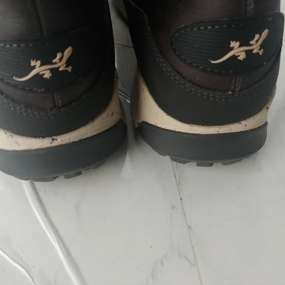 Chaco Borealis Mid Winter Boots Womens Size 8.5 Waterproof Black/Brown - Picture 6 of 11